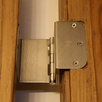 an offset door hinge